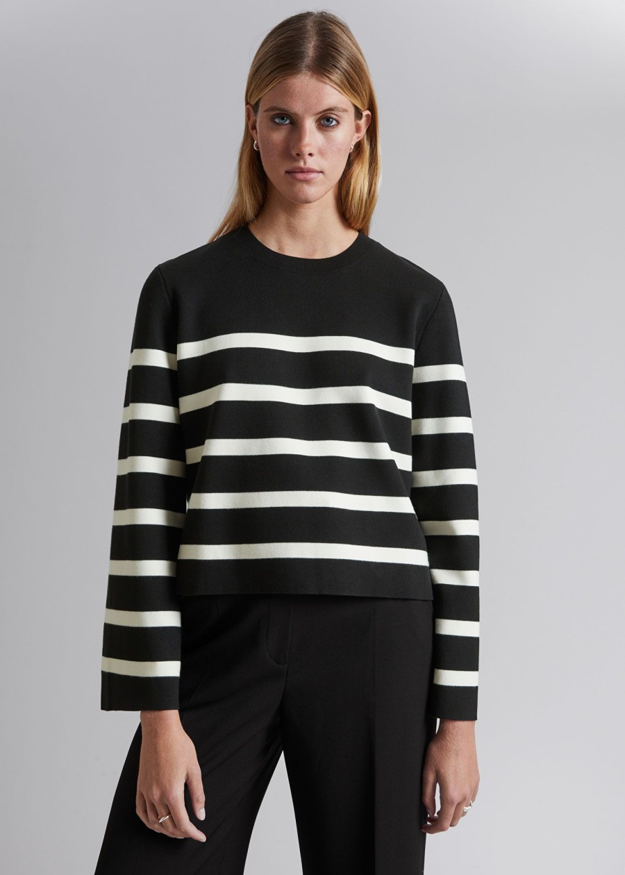 Toj & Other Stories | Strikket Sweater Med Brede Aermer Elfenben/Sort Stribet