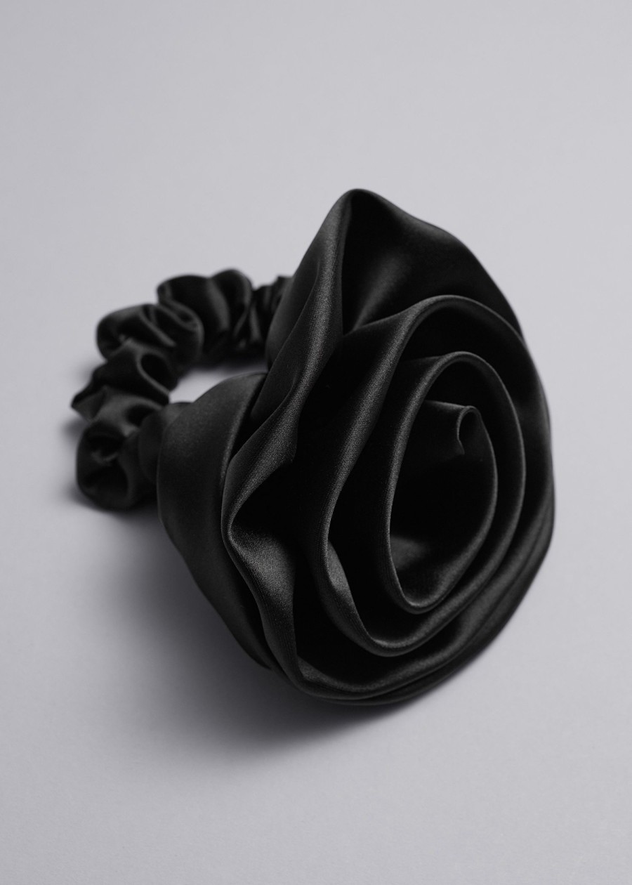 Tilbehor & Other Stories | Satin Rose Scrunchie Sort