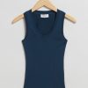 Toj & Other Stories | Ribbet Vest Top Morkebla